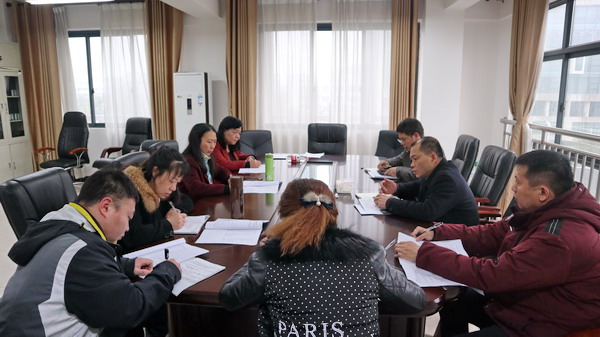 学校《桂北乡村学校管理体制及管理机制的现状调查研究》顺利开题
